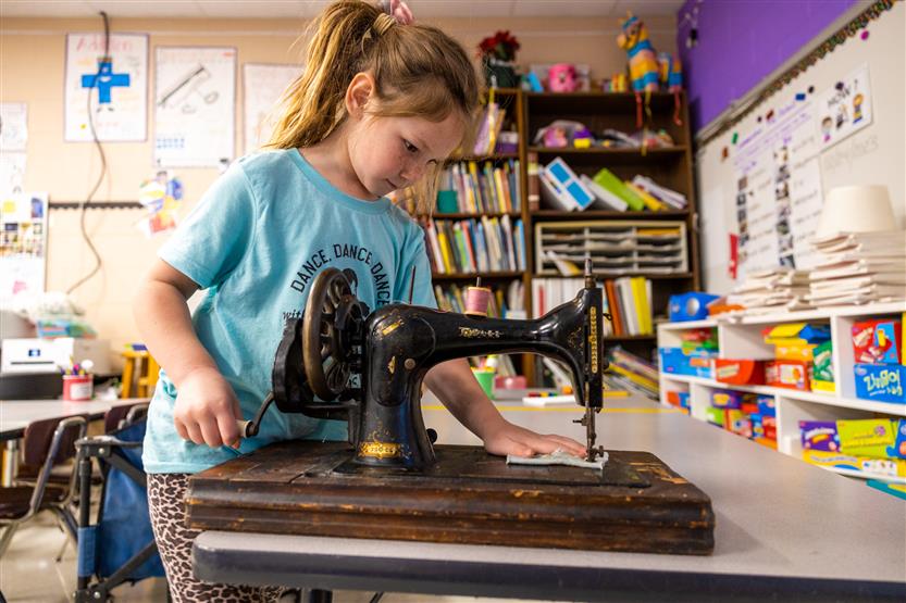 Heritage Elementary kindergartners explore history